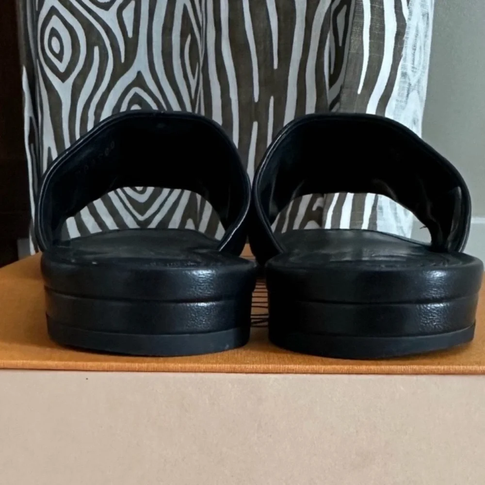 🌸💯Authentic Louis Vuitton Revival Mule Sandal - Picture 6 of 14
